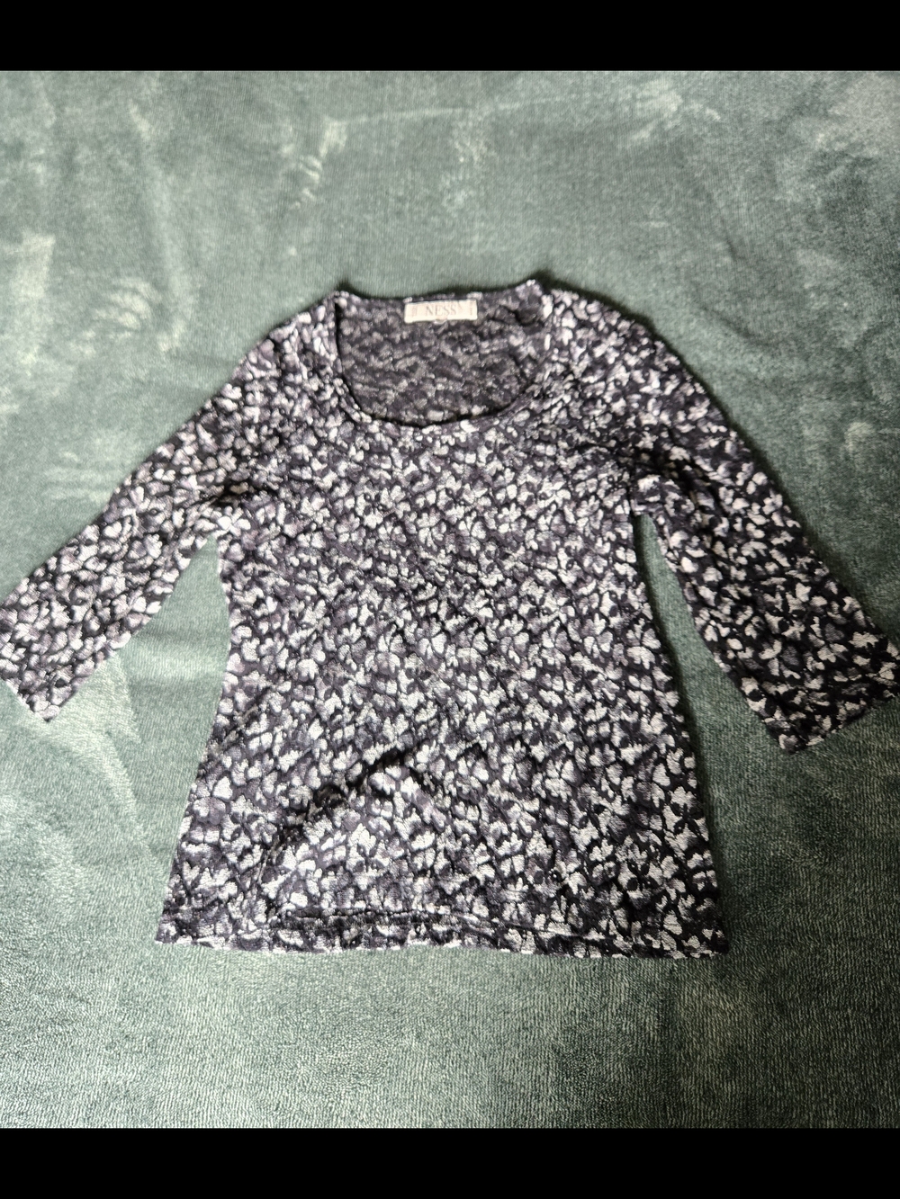 Ness Black & White Floral 3/4 Sleeve Top — Size M 🖤🇨🇦